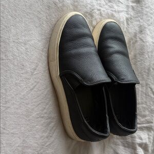 UGG Leather Slip-On Sneakers – Black – Women’s Size 7
